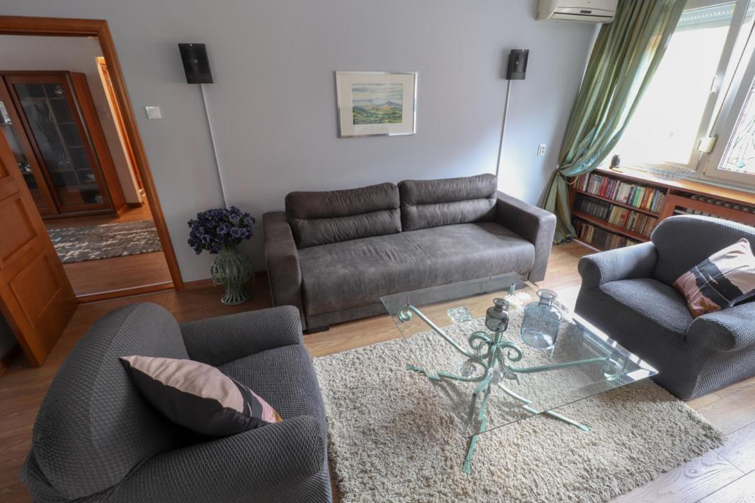 Belart Apartman *
